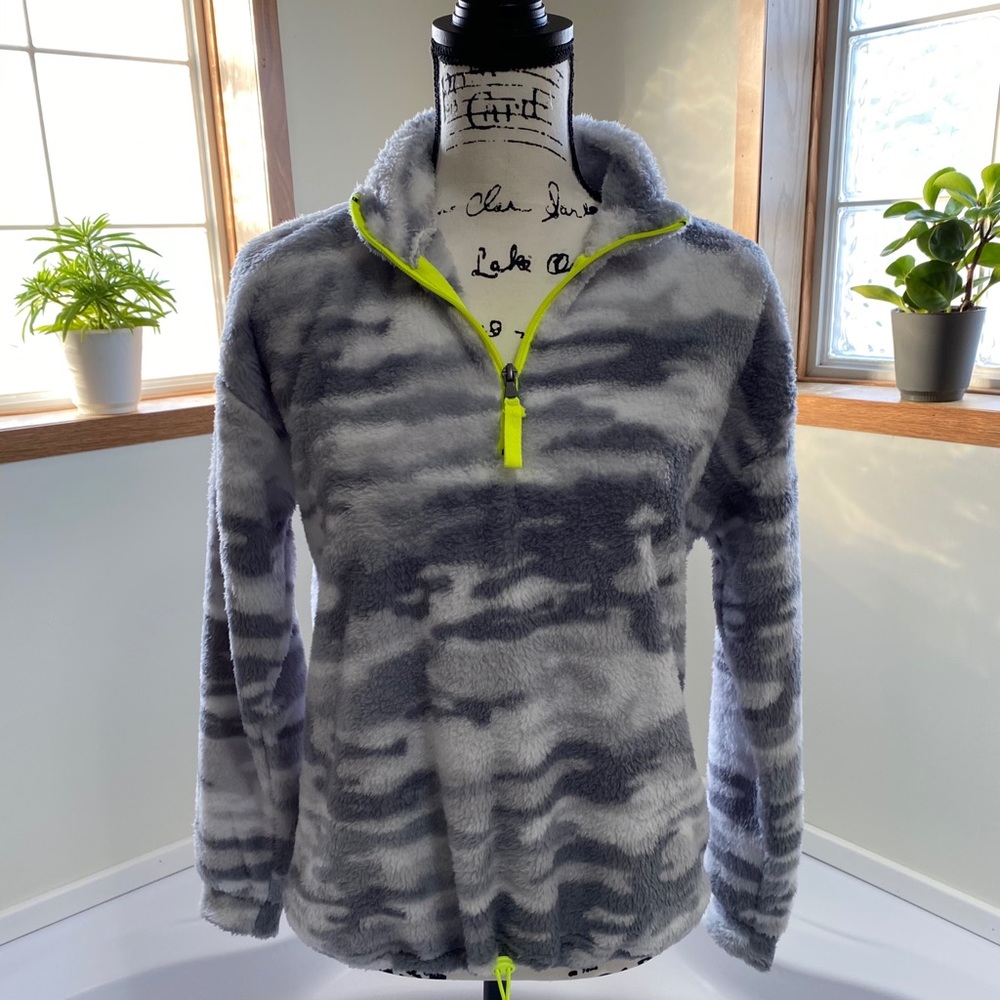 Pullover Sweater